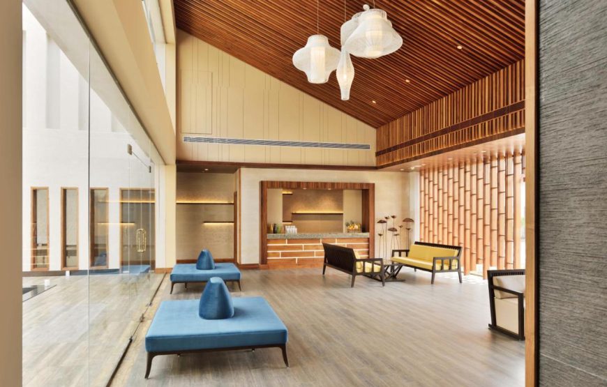 Radission Blu, Karjat