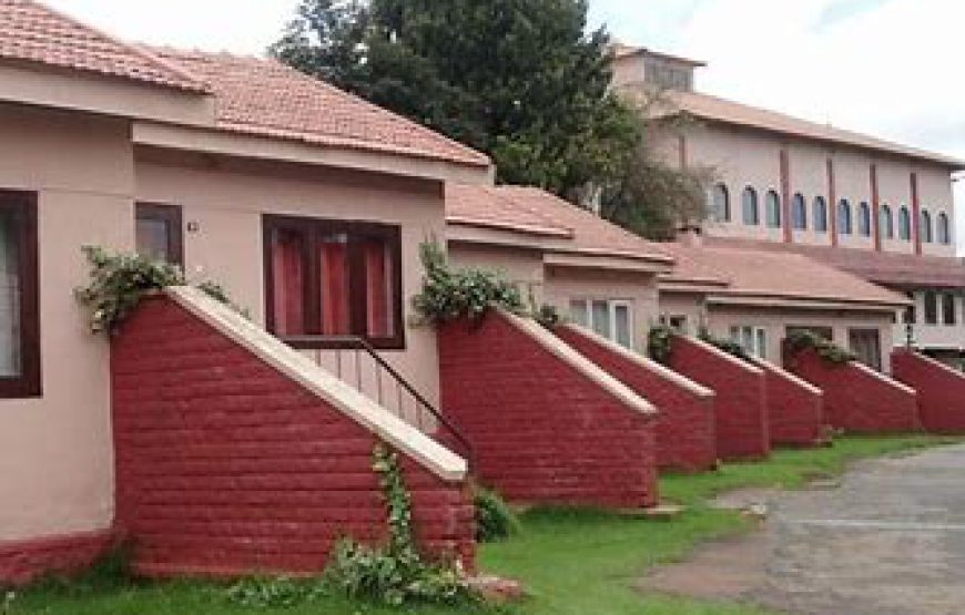 Hotel Lakeview, Ooty